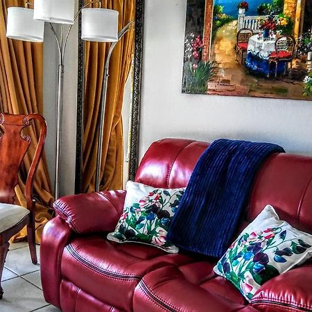Boca Ciega Bay Apartment 세인트피트비치 외부 사진